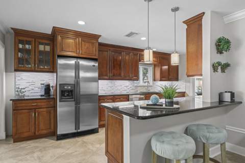 992 NW 83rd Drive, Coral Springs FL - photo 19 of 53