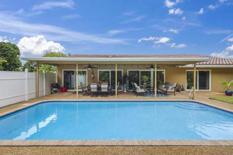 992 NW 83rd Drive, Coral Springs FL - photo 21 of 53