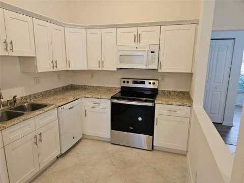 5845 Eagle Cay Circle, Coconut Creek FL - photo 13 of 43
