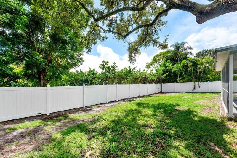 3 bedroom Single Family Residence at 2350 Niki Jo Lane, Palm Beach Gardens, Palm Beach Gardens — photo 5