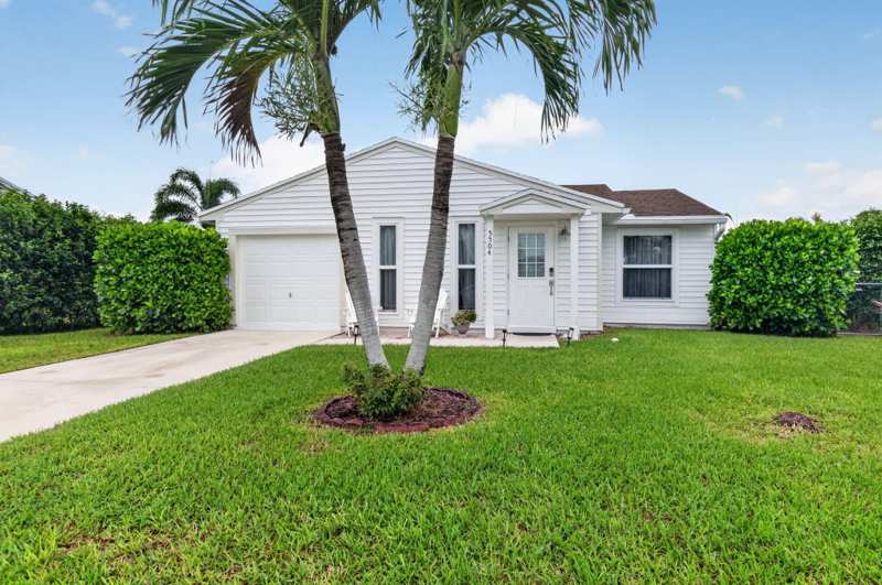 2 bedroom Single Family Residence at 5504 Courtney Circle, Tartan Lakes 2, Boynton Beach — photo 1