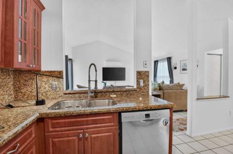 5504 Courtney Circle, Boynton Beach FL - photo 16 of 49
