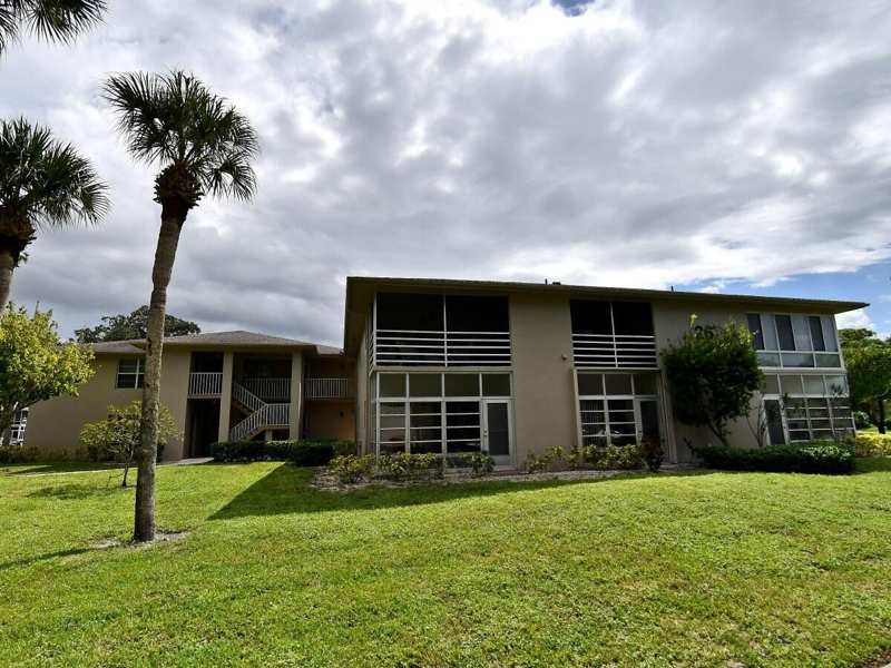1 bedroom Condominium at 26 Lake Vista Trail #105, Vista St Lucie Buildings 9 Thru 20, Port St. Lucie — photo 1