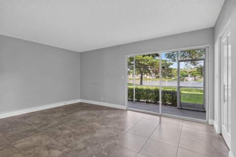 1804 Eleuthera Point #J1, Coconut Creek FL - photo 10 of 25