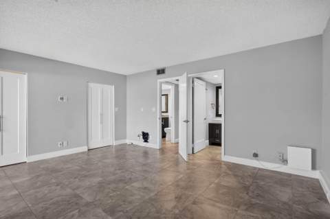 1804 Eleuthera Point #J1, Coconut Creek FL - photo 12 of 25