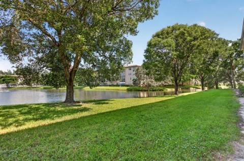 1804 Eleuthera Point #J1, Coconut Creek FL - photo 22 of 25