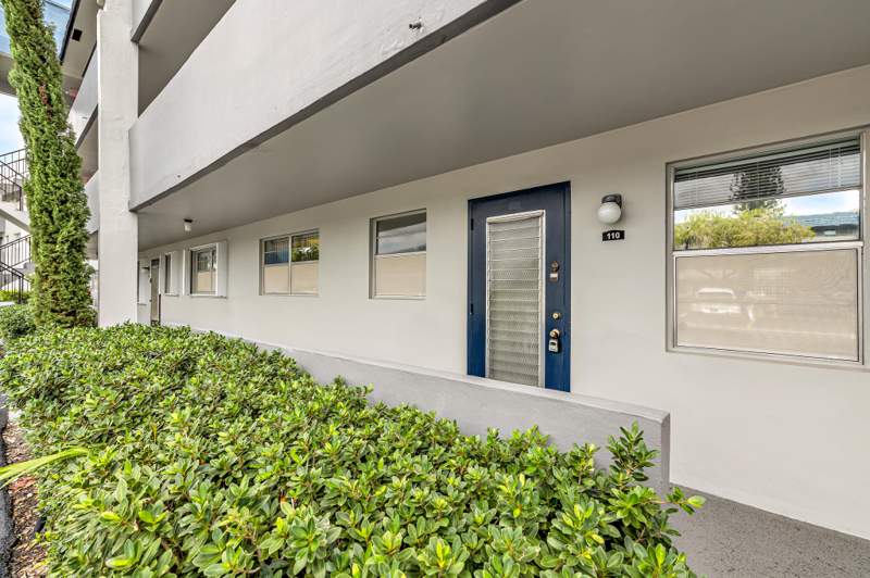 2 bedroom Condominium at 7797 Golf Cir Drive #J 110, Oriole Golf & Tennis Club Condo, Margate — photo 2