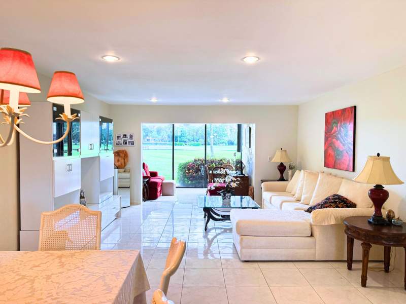 2 bedroom Condominium at 8410 Casa Del Lago #E, Fairways Of Boca Lago Condo, Boca Raton — photo 2