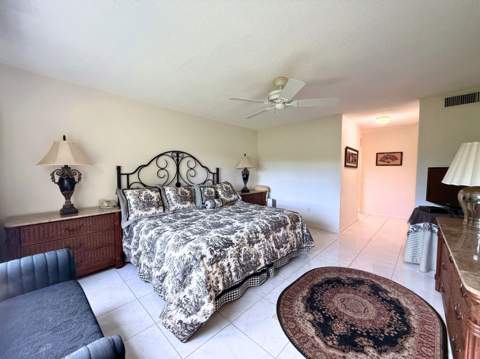 8410 Casa Del Lago #E, Boca Raton FL - photo 21 of 39