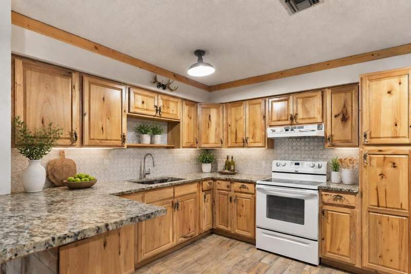 3 bedroom Single Family Residence at 13662 N 54th, Acreage, The Acreage — photo 5