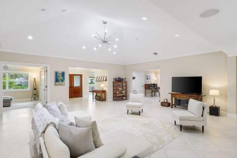 4535 Oak Tree Court, Delray Beach FL - photo 14 of 63