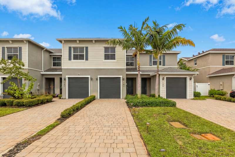 3 bedroom Townhouse at 141 Bandol Street, Riviera Cove, Riviera Beach — photo 1