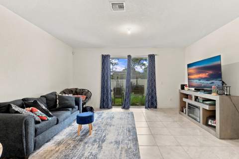 141 Bandol Street, Riviera Beach FL - photo 14 of 34