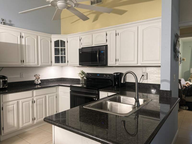3 bedroom Single Family Residence at 1731 SW 85th Avenue, University Park Parcels 4 5 & 6, Miramar — photo 2