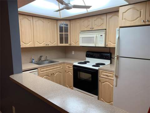 5530 NW 44th Street #311C, Lauderhill FL - photo 7 of 11