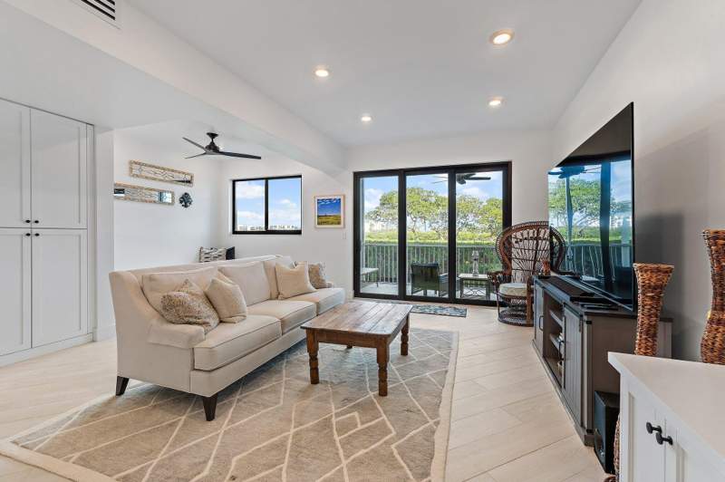2 bedroom Condominium at 200 Waterway Road #105, Tequesta Cove Condo, Tequesta — photo 3