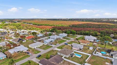 684 SE Crescent Avenue, Port St. Lucie FL - photo 23 of 41