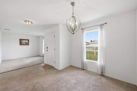 684 SE Crescent Avenue, Port St. Lucie FL - photo 15 of 41