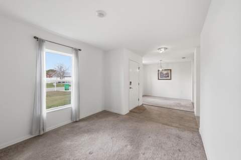 684 SE Crescent Avenue, Port St. Lucie FL - photo 14 of 41
