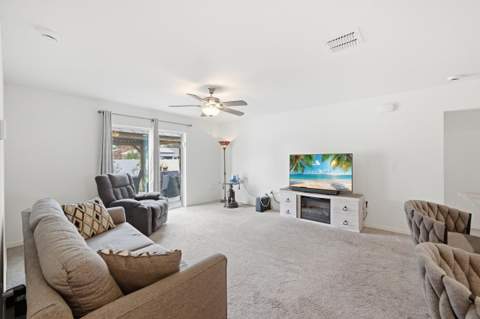 684 SE Crescent Avenue, Port St. Lucie FL - photo 17 of 41