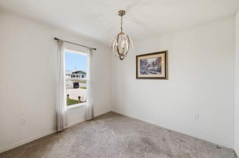 684 SE Crescent Avenue, Port St. Lucie FL - photo 9 of 41