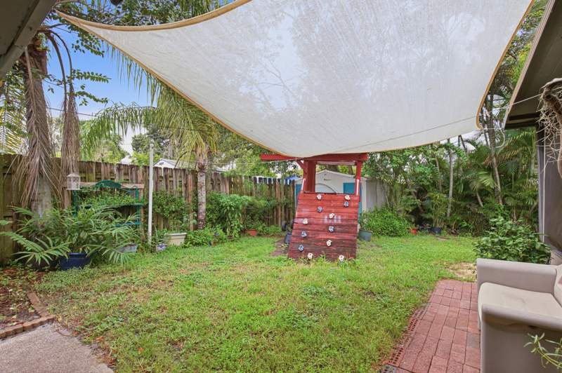 3 bedroom Single Family Residence at 4269 SW 50th Street, Playland Isles, Dania Beach — photo 4