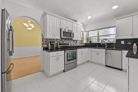 7461 Anadale Circle, Lake Worth FL - photo 15 of 50