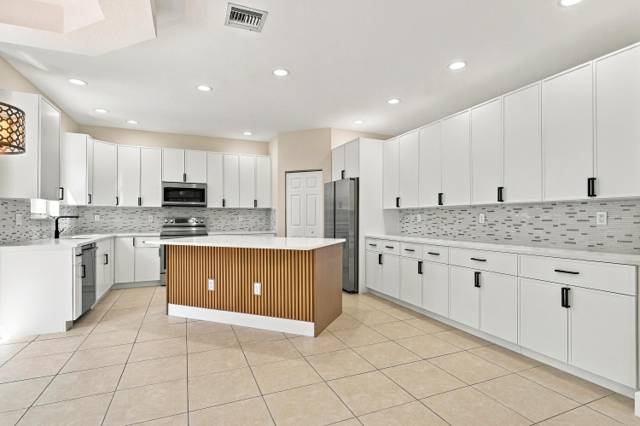 2956 Shaughnessy Drive