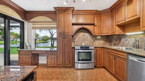 2067 Montpeliar, Weston FL - photo 7 of 39