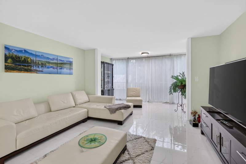 2 bedroom Condominium at 620 NE 12th Avenue #202, Meadowbrook Towers Condo F, Hallandale Beach — photo 5