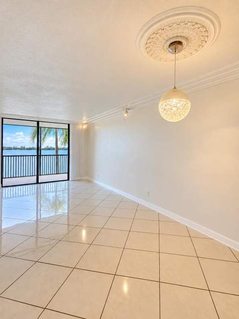 112 Lake Emerald Drive #203, Oakland Park FL - photo 24 of 27