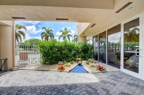 8285 Via Di Veneto, Boca Raton FL - photo 23 of 38
