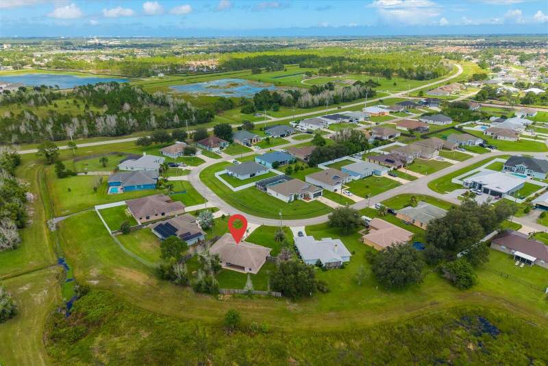 4 bedroom Single Family Residence at 5835 W Dooley Circle, Port St Lucie Section 46 1st Replat, Port St. Lucie — photo 5