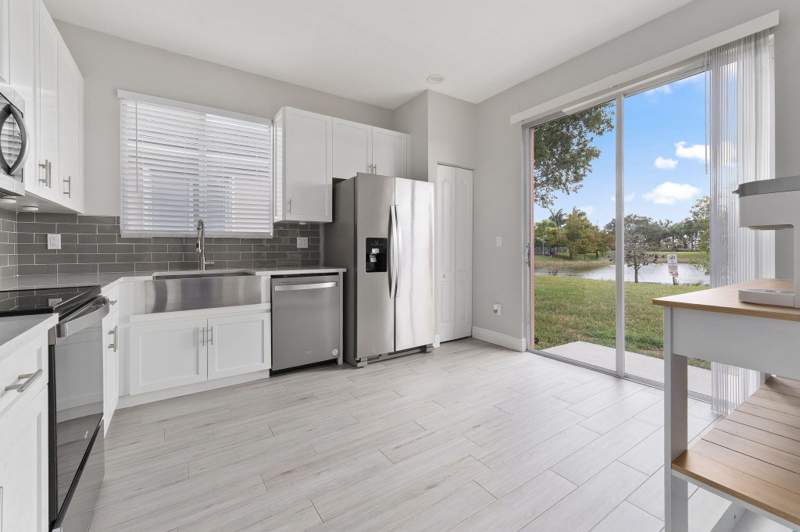 4 bedroom Single Family Residence at 10971 SW Dunhill Court, Tradition Plat No 18, Port St. Lucie — photo 4