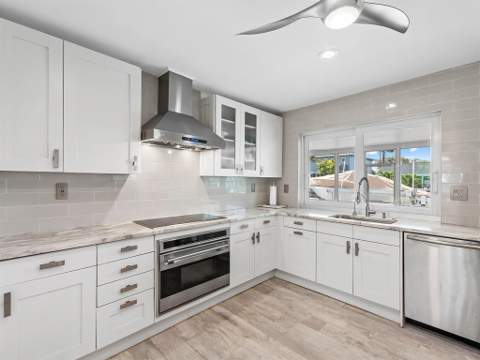 300 SE 10th Street, Pompano Beach FL - photo 15 of 42