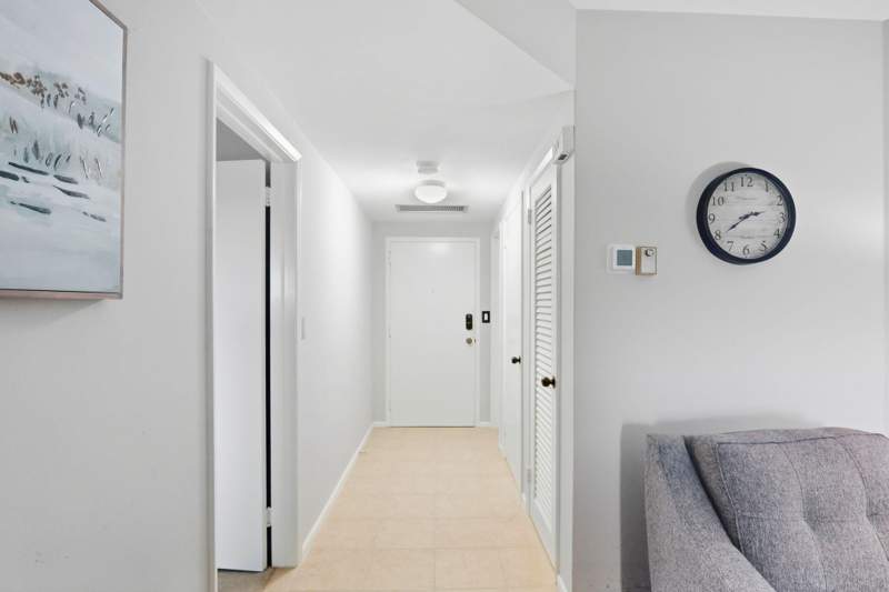 1 bedroom Condominium at 1000 Lowry Street #5G, Delray Summit Condo, Delray Beach — photo 4