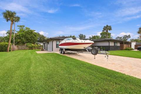 1451 SW 13th Court, Fort Lauderdale FL - photo 6 of 32