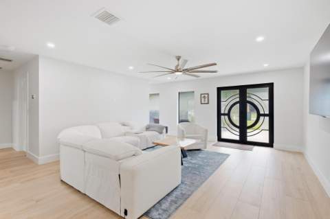 1451 SW 13th Court, Fort Lauderdale FL - photo 11 of 32