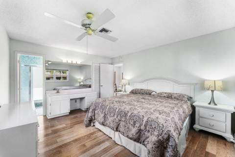 128 Sandpiper Avenue, Royal Palm Beach FL - photo 17 of 35
