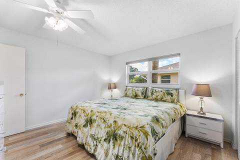 128 Sandpiper Avenue, Royal Palm Beach FL - photo 22 of 35