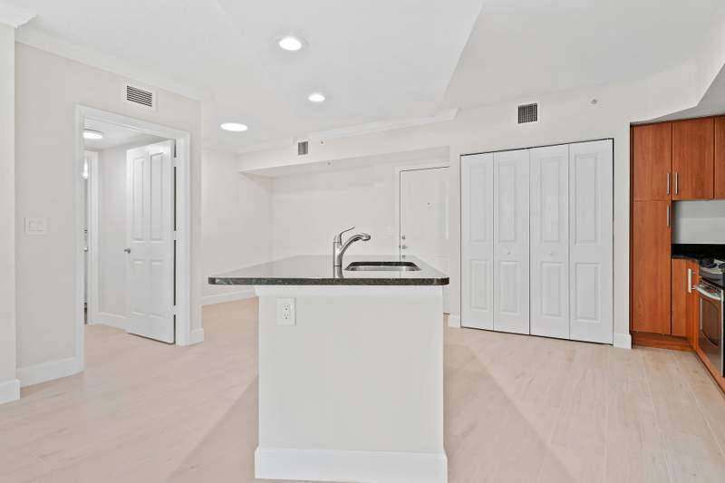 2 bedroom Condominium at 600 S Dixie Highway #636, Prado Condominium, West Palm Beach — photo 3