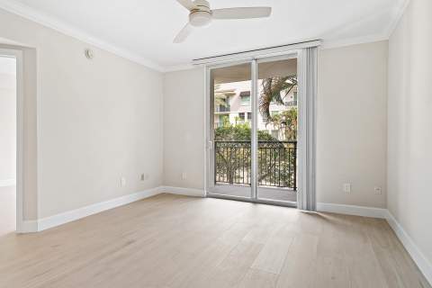 600 S Dixie Highway #636, West Palm Beach FL - photo 7 of 31