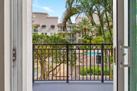 600 S Dixie Highway #636, West Palm Beach FL - photo 10 of 31