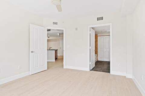 600 S Dixie Highway #636, West Palm Beach FL - photo 14 of 31