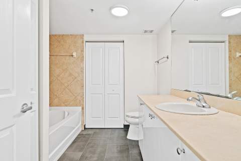 600 S Dixie Highway #636, West Palm Beach FL - photo 15 of 31