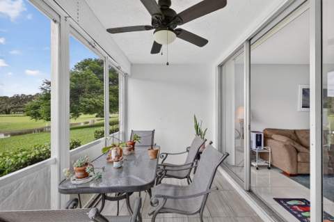 575 Oaks Lane #102, Pompano Beach FL - photo 19 of 40