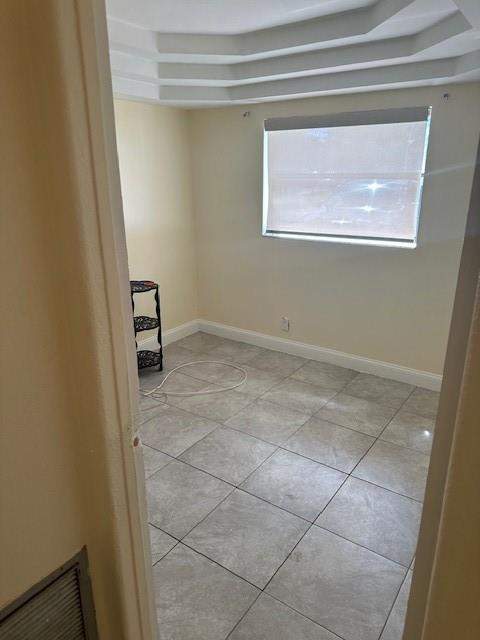 7807 W Kimberly Boulevard, North Lauderdale FL - photo 6 of 14