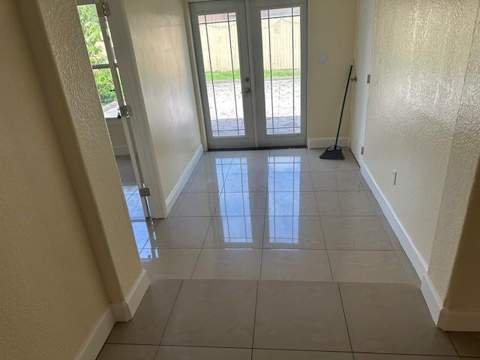 7807 W Kimberly Boulevard, North Lauderdale FL - photo 8 of 14