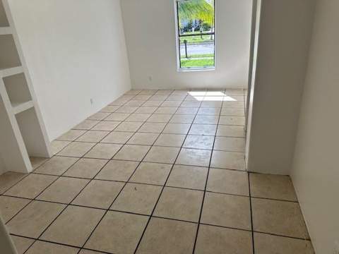 7807 W Kimberly Boulevard, North Lauderdale FL - photo 13 of 14