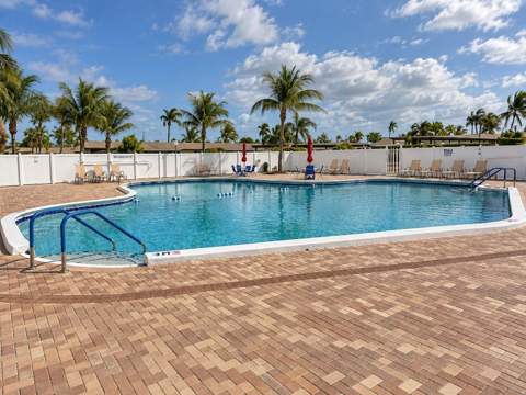 2920 Crosley Drive #E, West Palm Beach FL - photo 14 of 16